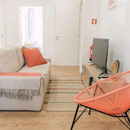Rent this 3 bed apartment on HF Tuela Ala Sul in Rua Arquitecto Marques da Silva 166, 4150-483 Porto