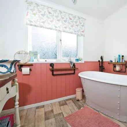 Image 9 - Bath Green, Cwmbran, NP44 8US, United Kingdom - Duplex for sale