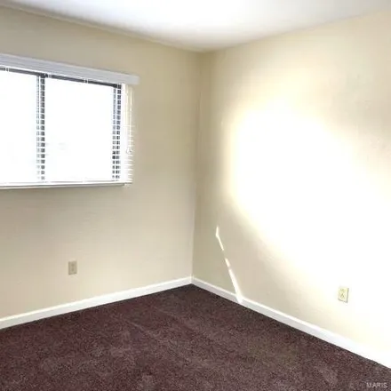Image 9 - 87 Peachtree Lane, Fairview Heights, IL 62208, USA - Condo for rent