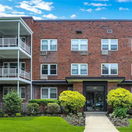 Buy this 2 bed condo on 20 Hill Park Avenue in Village of Great Neck Plaza, NY 11021