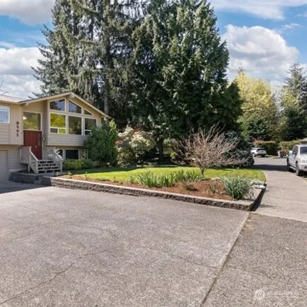 Image 3 - 8901 Northeast 191st Place, Bothell, WA 98011, USA - House for sale