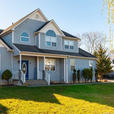 Buy this 5 bed house on 3 Landings Lane in Brookhaven, East Patchogue