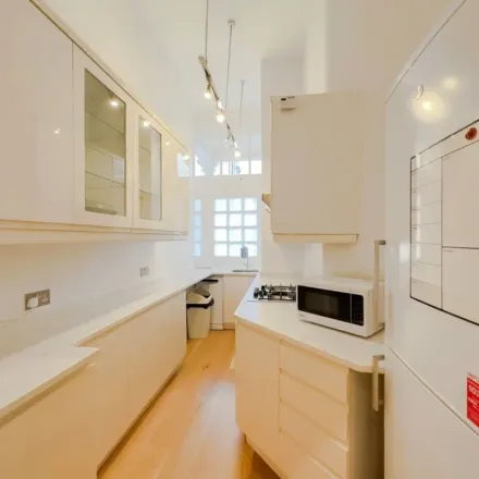 Rent this 3 bed apartment on Stanhope Gardens in London, SW7 5JX