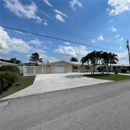 Image 5 - 667 Se Calmoso Dr, Port Saint Lucie, Florida, 34983 - House for sale