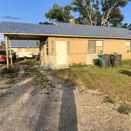 Rent this 2 bed house on 103 Prospect Ave in Winter Haven, Florida