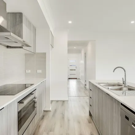 Image 3 - Phipps Drive, Meringandan West QLD, Australia - Apartment for rent