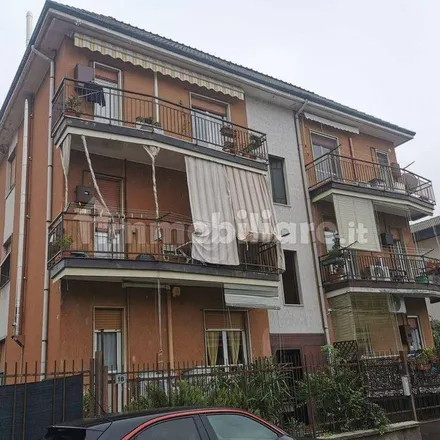 Image 4 - Via Carlo Poerio, 20013 Magenta MI, Italy - Apartment for rent