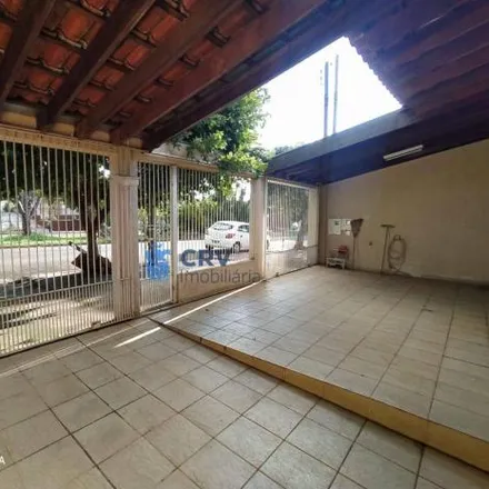 Image 1 - Avenida Odilon Borges de Carvalho, Coliseu, Londrina - PR, 86025-720, Brazil - House for rent