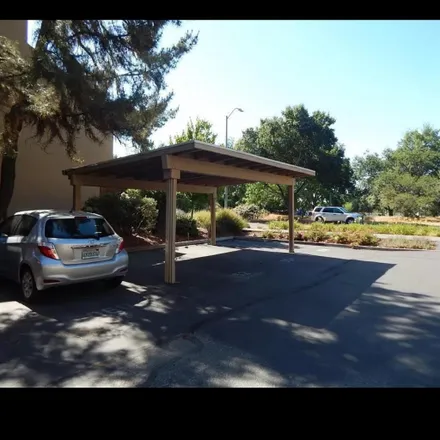 Image 3 - 53 South Diameter Drive, Davis, CA 95616, USA - Townhouse for rent