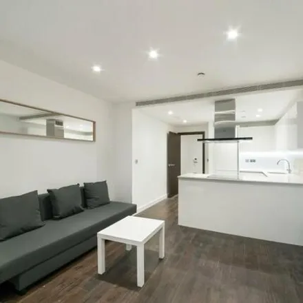 Image 4 - Rosemary, 85 Royal Mint Street, London, E1 8ZU, United Kingdom - Apartment for rent