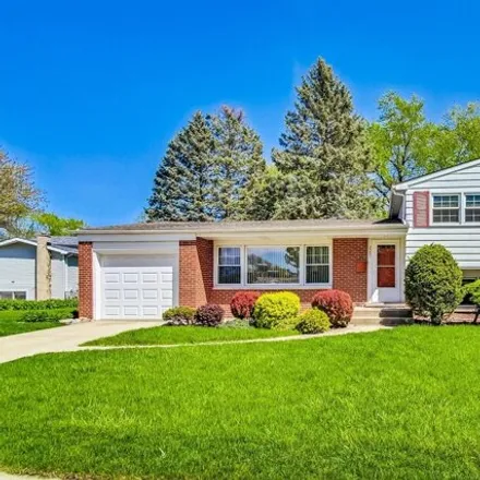 Image 1 - 2183 North Verde Drive, Arlington Heights, IL 60004, USA - House for sale