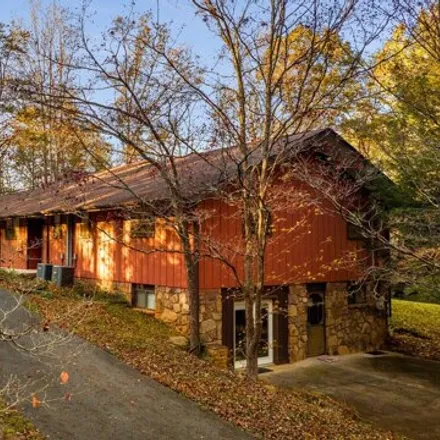 Image 4 - 735 Mill Creek Road, Conner Heights, Pigeon Forge, TN 37863, USA - House for sale