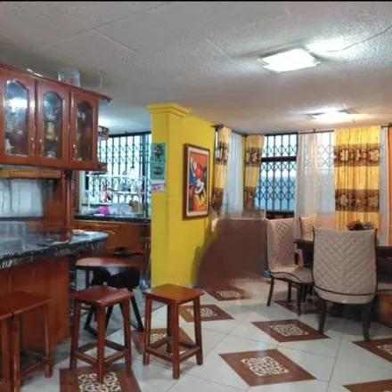 Buy this 11 bed house on S42J in 170707, Quito