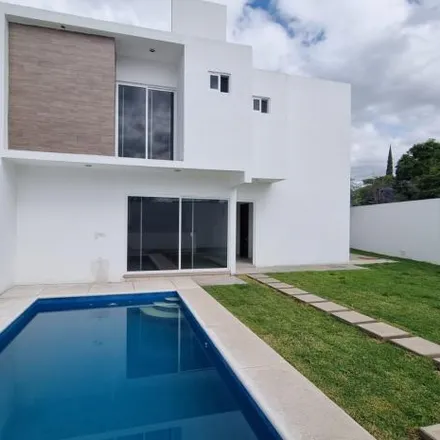 Buy this 3 bed house on Calle Los Bravo in 62740 Cuautla, MOR