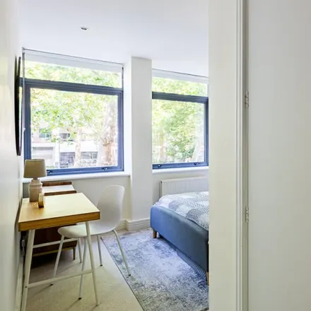 Image 16 - Central Saint Martins College of Art & Design, Theobalds Road, London, WC1X 8TN, United Kingdom - Apartment for rent