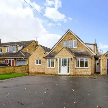 Buy this 4 bed house on Main Street in Wendlebury, OX6 8PJ