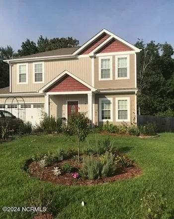 Rent this 4 bed house on 325 Jasmine Lane in White Oak Estates, Onslow County
