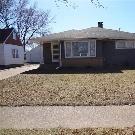 Buy this 3 bed house on 1909 Hoover Avenue in Eau Claire, WI 54701
