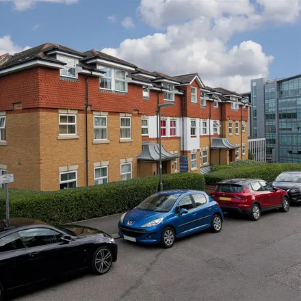 Rent this 2 bed apartment on Chapel Road in Redhill, RH1 1LA