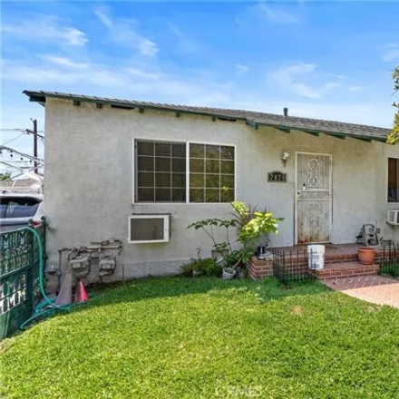 Image 1 - 7887 Claybeck Avenue, Los Angeles, CA 91352, USA - House for sale