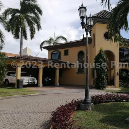 Buy this 4 bed house on Avenida de la Rotonda in 0816, Parque Lefevre