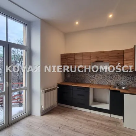 Image 3 - Żydowskie gimnazjum koedukacyjne im. Dr. Liberman, Sadowa 10, 41-200 Sosnowiec, Poland - Apartment for rent