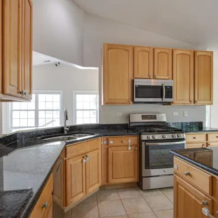 Image 3 - 556 Saddlebrook Lane, Vernon Hills, IL 60061, USA - Townhouse for rent