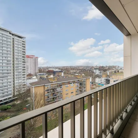 Image 9 - Garrett Mensions, Edgware Road, London, W2 1BY, United Kingdom - Apartment for rent