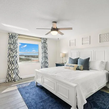 Image 1 - 64th Avenue, Saint Pete Beach, Pinellas County, FL 33706, USA - Apartment for rent