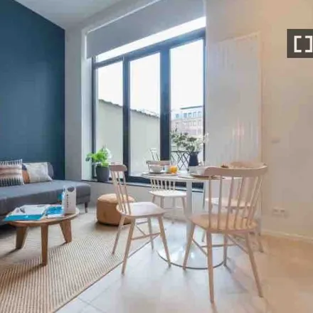 Rent this studio apartment on UCLouvain Saint-Louis - Bruxelles (Marie Haps) in Rue d'Arlon - Aarlenstraat 11, 1050 Ixelles - Elsene