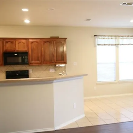 Image 4 - 813 Poncho Lane, Fort Worth, TX 76052, USA - House for rent