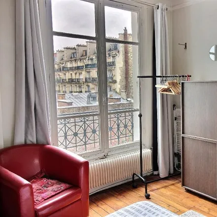 Image 5 - 74 Rue de Sèvres, 75007 Paris, France - Apartment for rent