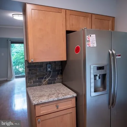 Image 4 - Moorings Drive, Reston, VA 20190, USA - Apartment for rent