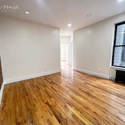 Rent this 3 bed apartment on 208 West 140th Street in New York, NY 10030