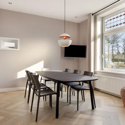Rent this 4 bed apartment on Veurseweg 212 in 2252 AH Voorschoten, Netherlands