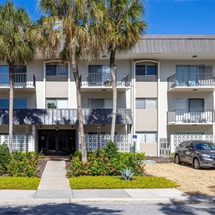 Rent this 2 bed condo on Valley Bank in 405 North Westshore Boulevard, White Estates