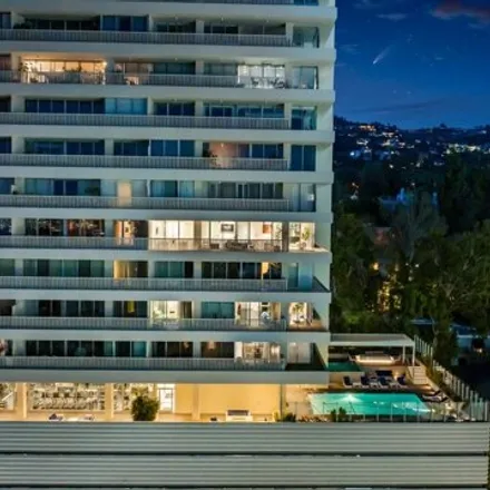Image 7 - Sierra Towers, 9255 Doheny Road, West Hollywood, CA 90069, USA - Condo for sale