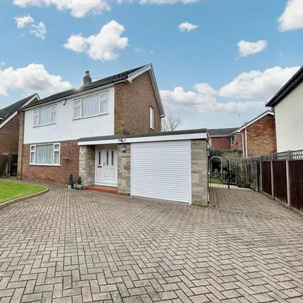 Buy this 3 bed house on Beatrice Road in Roe Green, M28 2TN