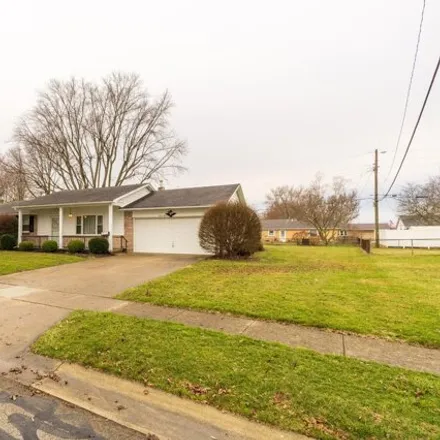 Image 2 - 1213 Hawthorne Drive, Sidney, OH 45365, USA - House for sale