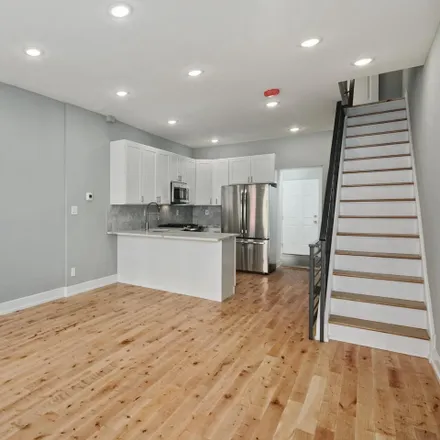 Image 3 - 1460 North Dover Street, Philadelphia, PA 19121, USA - Townhouse for rent