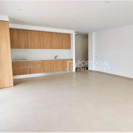 Image 5 - BPI, Avenida Infante de Sagres, 8125-156 Quarteira, Portugal - Apartment for sale