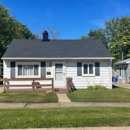 Buy this 2 bed house on 1128 West 37th Street in Erie, PA 16508
