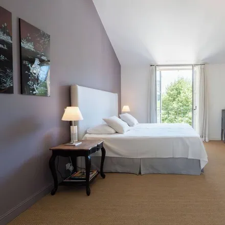 Rent this 5 bed house on Villeneuve-lès-Avignon in Gard, France
