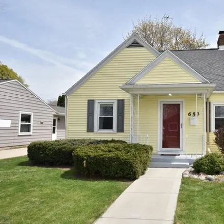 Buy this 3 bed house on 655 Midland Avenue in West Bend, WI 53090