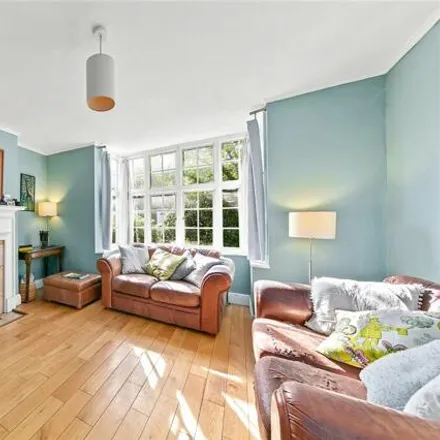 Image 2 - Dudley Road, London, TW9 2EH, United Kingdom - House for sale