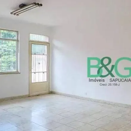 Buy this 2 bed house on Rua Oliveira Lima in Cambuci, São Paulo - SP