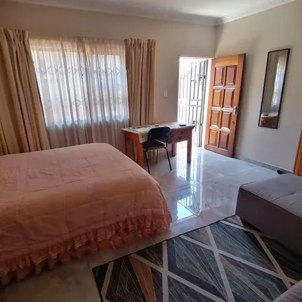 Rent this 1 bed apartment on Leaerskool Doctor Havinga in Andries Pretorius Street, Witpoortjie