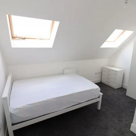 Rent this 5 bed apartment on Brook Hill Close in London, SE18 6TX