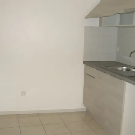 Image 7 - 13 Boulevard Camille Pelletan, 11000 Carcassonne, France - Apartment for rent