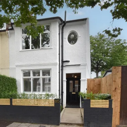 Image 2 - Top Chef Cafe, 105 Manor Lane, London, SE12 8LT, United Kingdom - Townhouse for rent